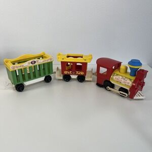 Fisher Price Family Circus Train #991 Vintage 1973 Comes with 3 Cars Train Set